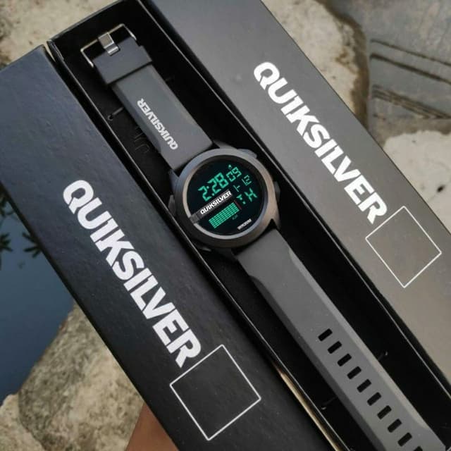 Quiksilver Contact Now Waterproof Digital Male Wrist Watch With Rubber Strab(no box)