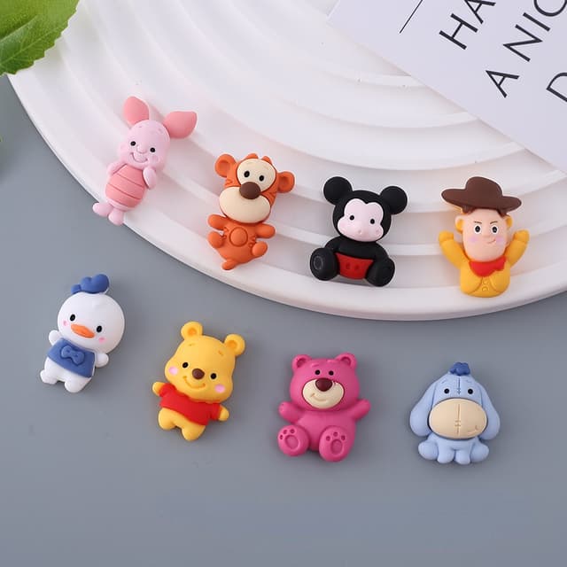 ?【Hot】3D Winnie the Pooh crocs jibbitz crocs charm DIY jewelry Kids Women's Shoe Decoration surprise gift